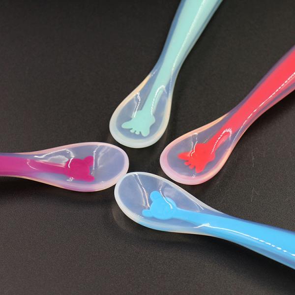 Nontoxic Heatproof Silicone Rubber Supplies Spoon For Eating Practical