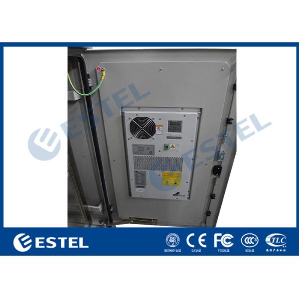 Шкаф телекоммуникаций двойного кондиционирования воздуха стены на открытом воздухе гальванизировал стальную переднюю дверцу входного люка