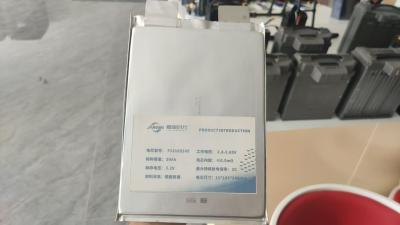Bateria Lifepo4 de 50Ah e alta densidade de energia