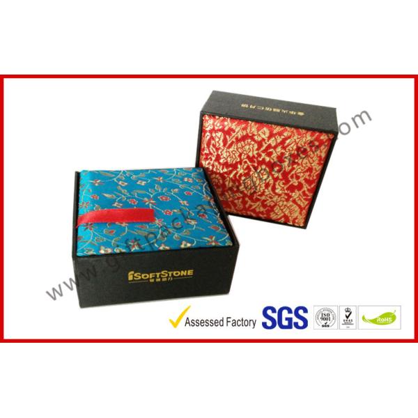 Artistry Design Luxury Gift Packaging Boxes With Traditional Brocade Silk