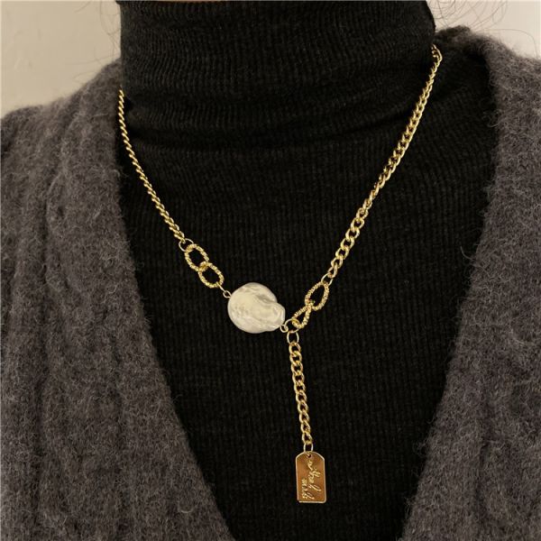 2025 Korea Light Luxury High Baroque Freshwater Pearl Fashion Temperament Sweater Necklace