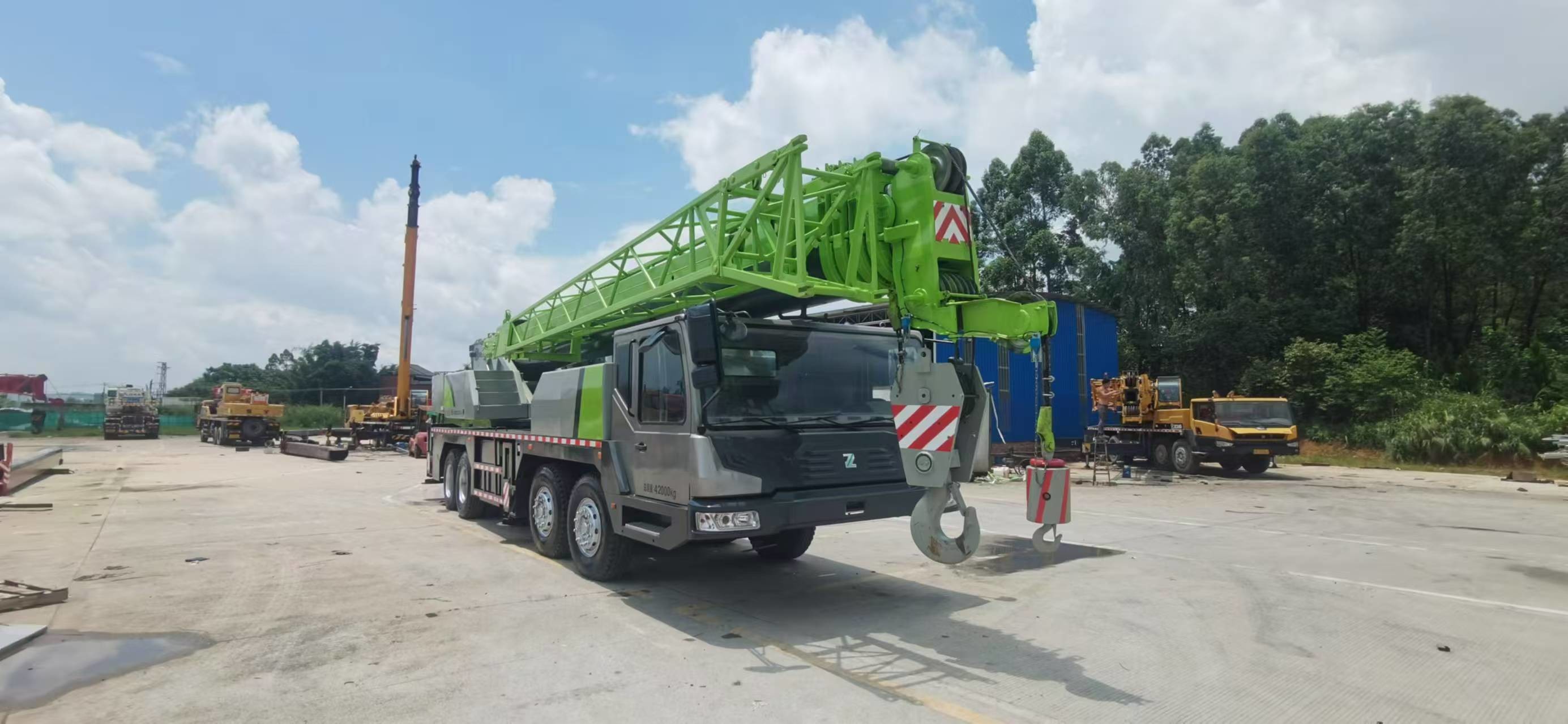 Ремонтированный 2010 ZOOMLION 50t мобильный кран на складе для продажи