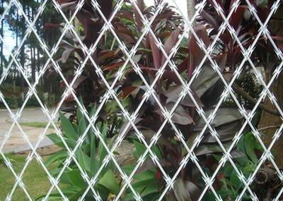 75x150mm Concertina Diamond Mesh Razor Wire Fencing BTO 25 SS316