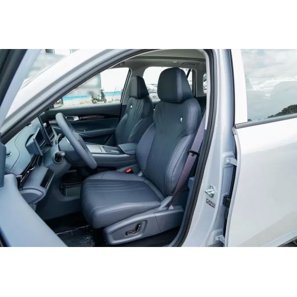 GEELY GALAXY E5 2024 Explorer's Edition Hybrid Vehicle with 440KM Range Panoramic Sunroof and 360° Rear Camera