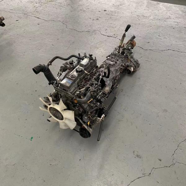 2WD/4WD Mitsubishi 4M40T Engine For Pajero And Jeep OEM Guaranteed