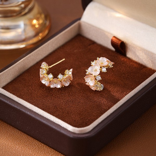 2025 New Fashion Brass Zircon Earrings 14K Gold Plated  CZ  Flower Shape Women Ear Hoop Jewelry Accessories