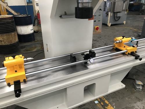 Винт шарика/круглая Адвокатура выправляя Workpiece машины 80T 4m прессы