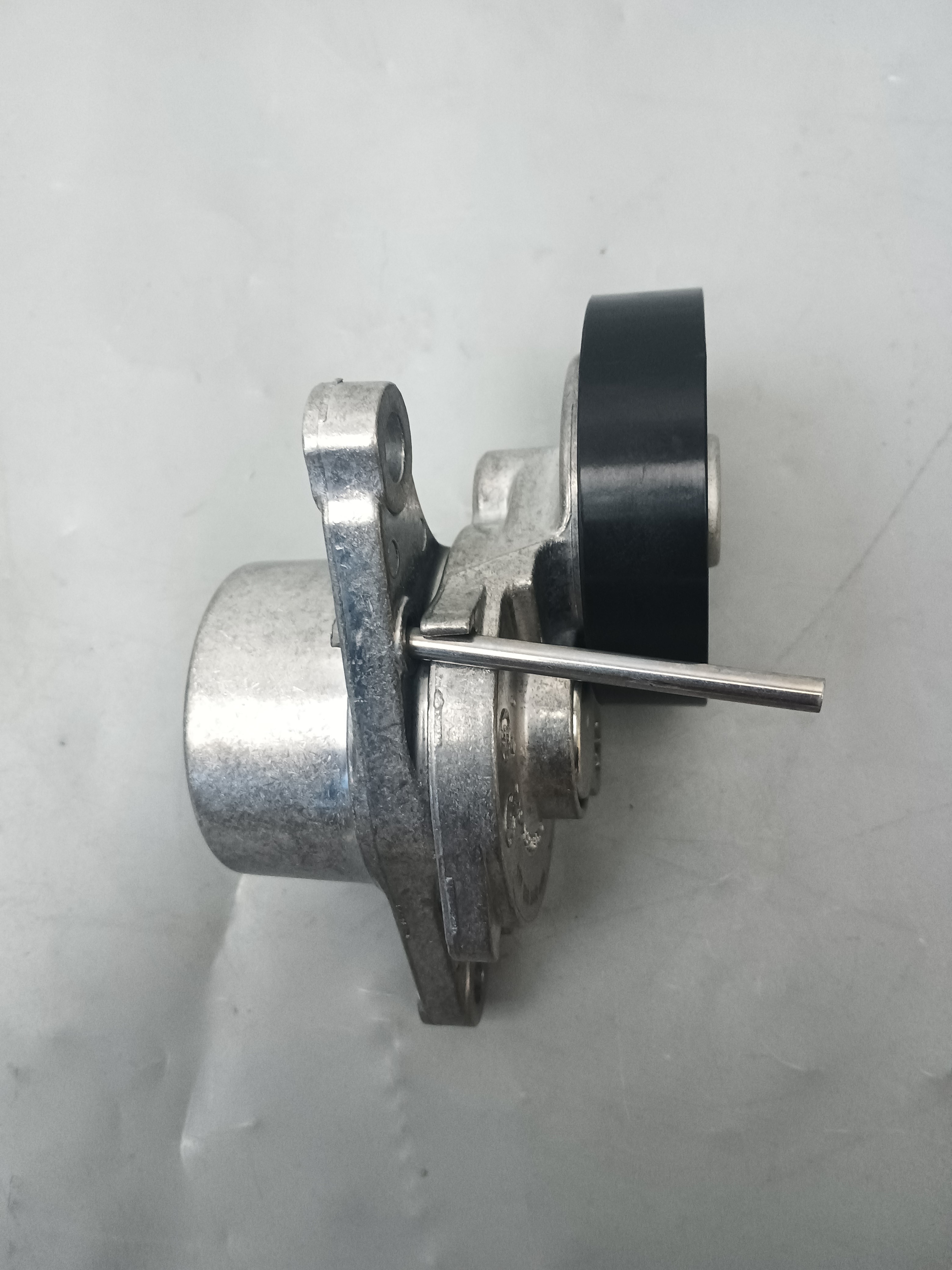High quality Belt Tensioner 1772003400 for Mercedes Benz GLC