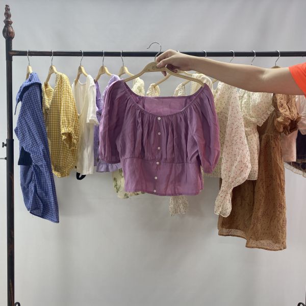 Second Hand Women's Short Tops Ukay Ukay Bales Crop Tops No Stains Wholesale