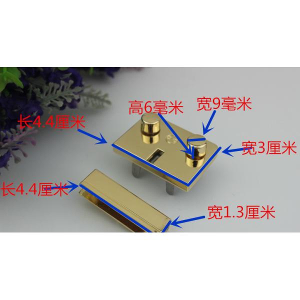 Handbag hardware suppliers wholesale light gold metal push lock