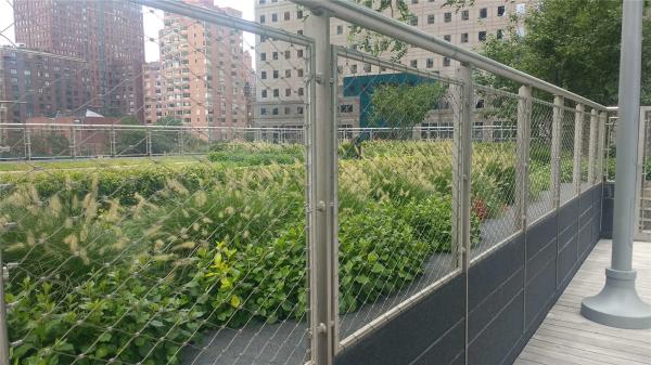chain link temporary construction fence panels 6FT X 10F Mesh 2 3/8  x 2 3/8 ( 60mm x 60mm ) x 12 gauge wire