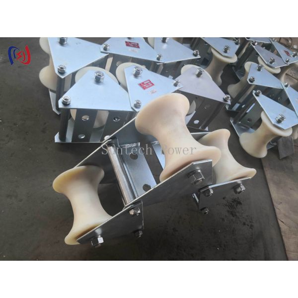 Durable 10-20KN Rated Load Cable Pithead Roller for 80-160mm Cable Protection in Duct Bank and Trench Work