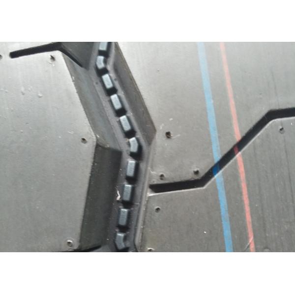 Triple Grooves All Season Truck Tires Rib Type Tread 12R22.5 Compact Size