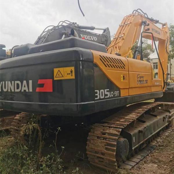Get a Great Deal on Used Hyundai R305-9T R305 Excavator with Cummins Engine in Shanghai