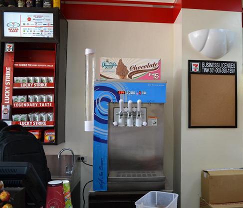 Touch Pad.Remote control Ice Cream Machine/Frozen Yogurt machine/Maquina de helado