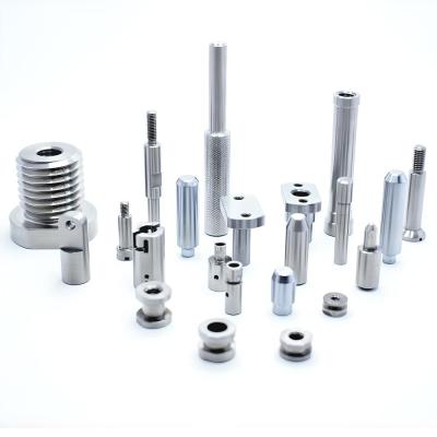 DIN ASTM Machining CNC de précision Parties automobiles pour câbles d'embrayage de frein