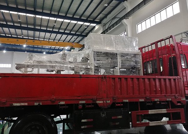 Полностью автоматическая машина упаковки для младенческой сумки пеленок 30-35/минимального легкого работает