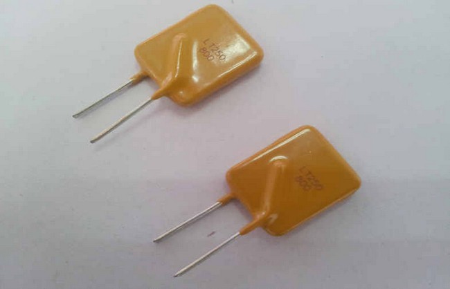 приборы для компьютера, Peripherals взрывателя SMD PPTC 250V 800mA перестановные
