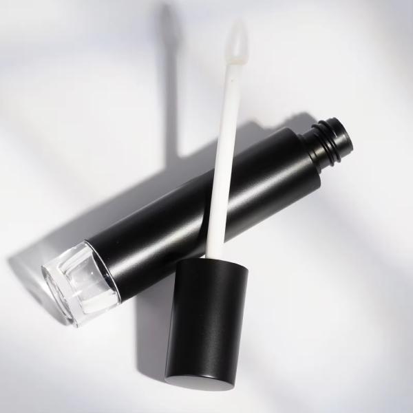 Custom Logo Waterproof Cosmetic Tube Packaging Wholesale Bulk Luxury Lip Gloss Containers