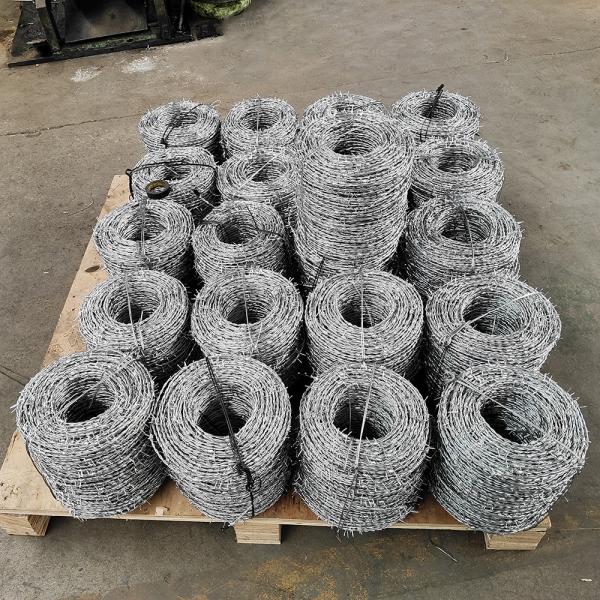 Hot Dip Galvanizing Barbed Wire Roll 400 Meters 350kgf Tensile Strength