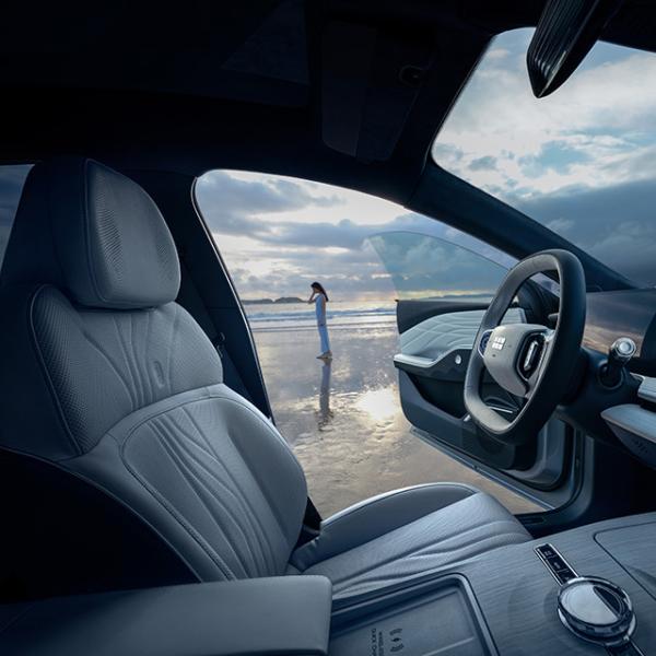 2024 Geely Galaxy E8 5-Door 5-Seater Electric Auto 100% Energy Vehicle with Left Steering Sedan Used Electric Car Sale