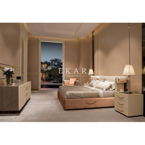 Kingsize Elegant Simple Style Bedroom Leather and Velvet Bed W005B10