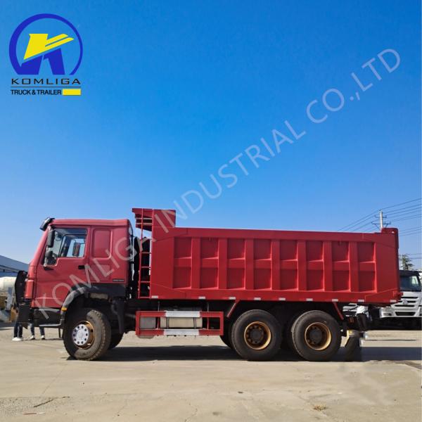 Used Sinotruk HOWO Dump Truck with Ventral Tipper Hydraulic Lifting in Good Condition