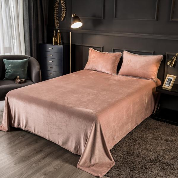 Home Grade Grade A Customized Solid Milk Velvet Embroidery Bonded Four Piece Set