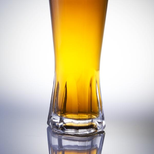 Custom 750ml Glass Bottle Weight Base Material Glass 500ml Glass Liquor Bottle For Whiskey