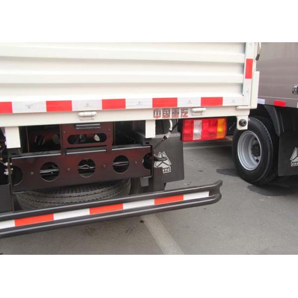 Camiones de poca potencia profesionales de SINOTRUK HOWO de poco ruido para el negocio de construcción