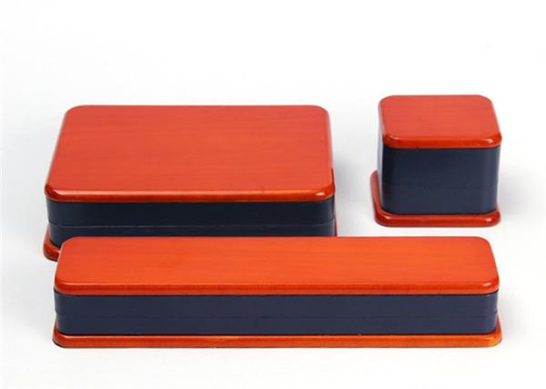 Red & Black Plastic Jewelry Box Recyclable Dustproof Full Color Offset Printing
