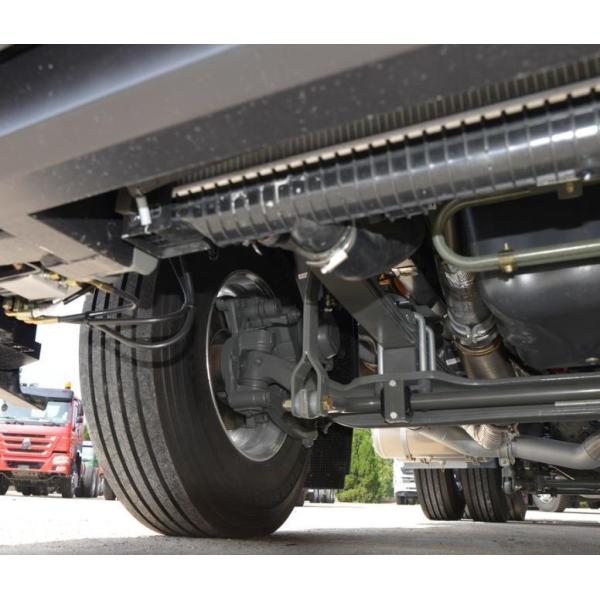 Initial Payment Heavy-Duty CNG/LNG Sinotruk HOWO Trucks for International Distributors