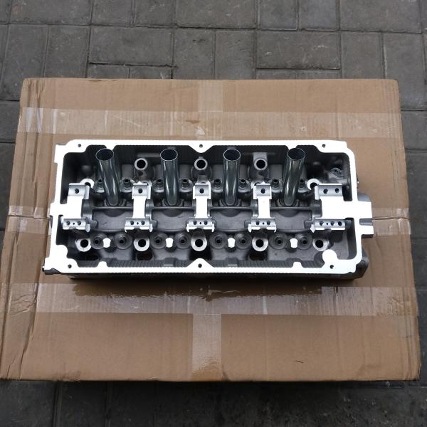Stable Aluminium Cylinder Head MN163381 MN155099 Mitsubishi 4G69 Cylinder Head