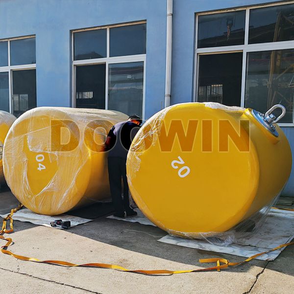 Boyas de amarre de barril personalizadas de PE flotantes con alta flotabilidad y resistencia a la corrosión