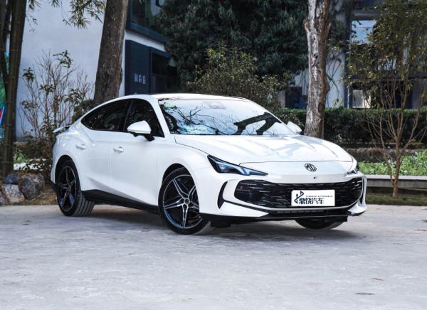 1570KG Electric MG Car MG7 Ultra Car Personal Automobile Vehicle MG Petrol Car