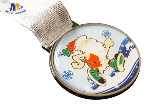 70*3MM Santa Claus Stock Medals For Christmas