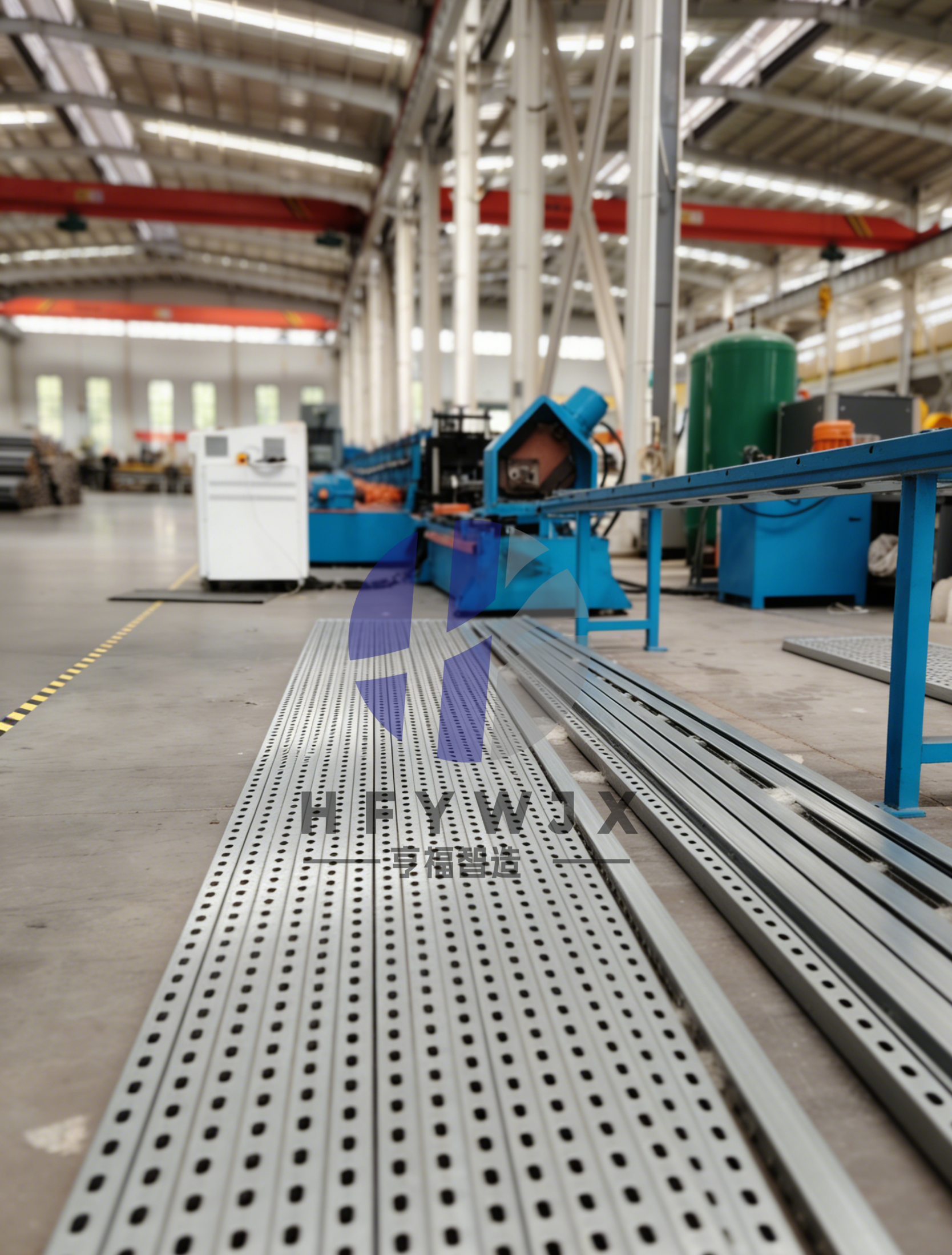 Hydraulic Shearing And PLC Control Solar Bracket Roll Forming Machine Φ80mm Solid Shaft