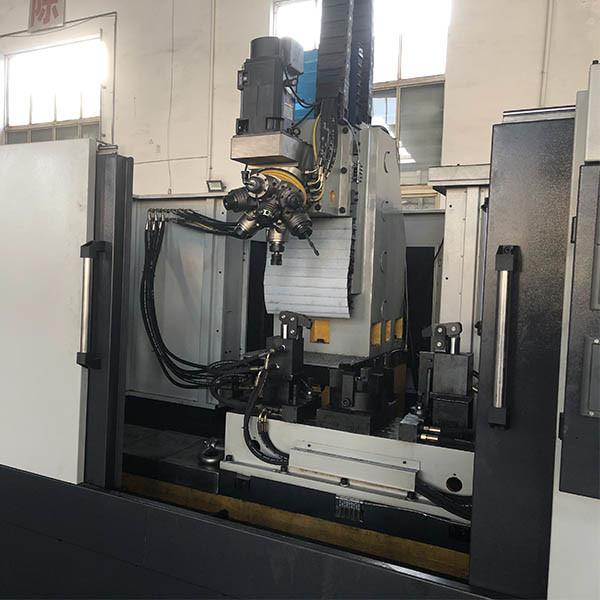 High Precision Rotary Head Vertical Drilling And Milling Machine CNC 3000KG
