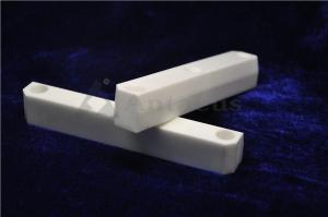 Elevada precisão da máquina do CNC Densidade cerâmica das peças 6.0g/Cm3 da zirc