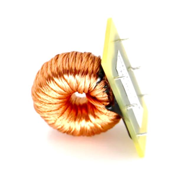 Étouffement en mode différentiel du noyau toréodal vertical avec fil de Litz