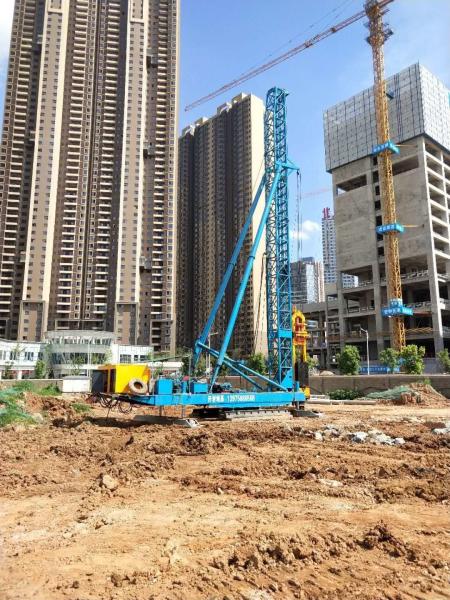 9T Hydraulic Pile Hammer Crawler Type Walking Type High Effciency
