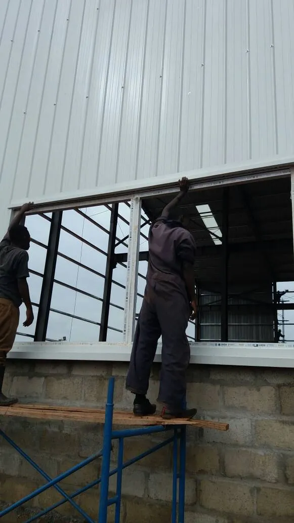 Environmental Friendly Prefabricated Light Structural Steel Structure Construction for Sale