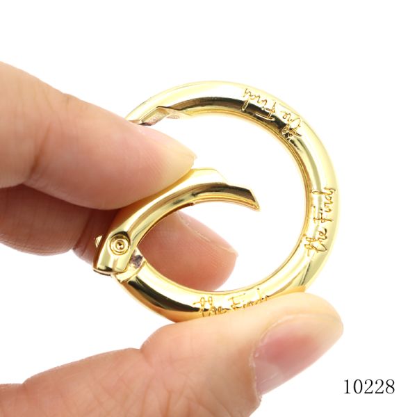 Custom Logo Spring O Ring OEM ODM Gold Circle Carabiner For Keychain Set Accessories