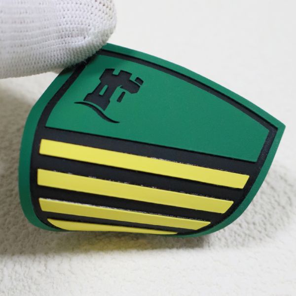 Custom Silicone Screen Printed Label Waterproof Durable Logo Tag for Sportswear & Uniforms