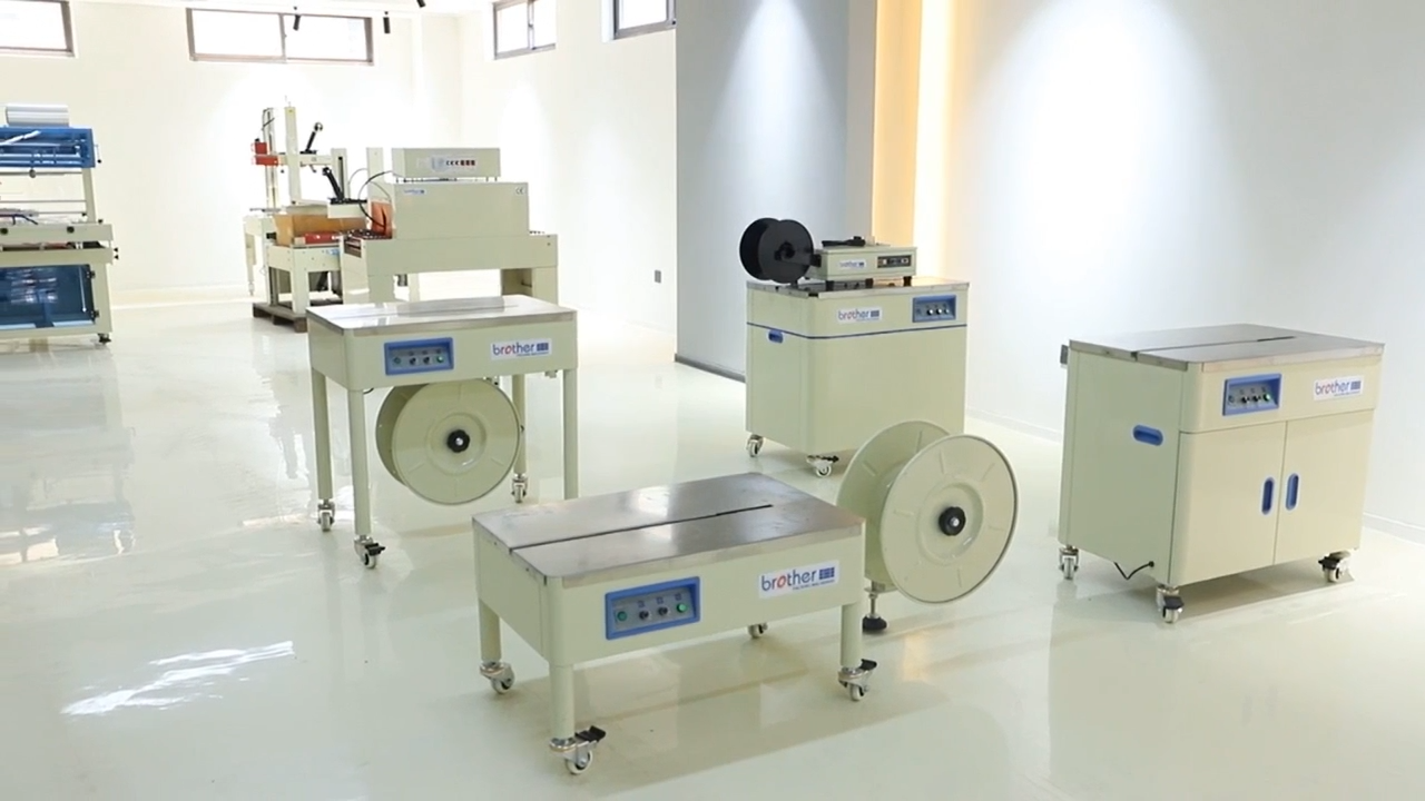 High Quality New Design  Auto Strapping Low Table pp Belt Strapping Machine for Packaging Machinery
