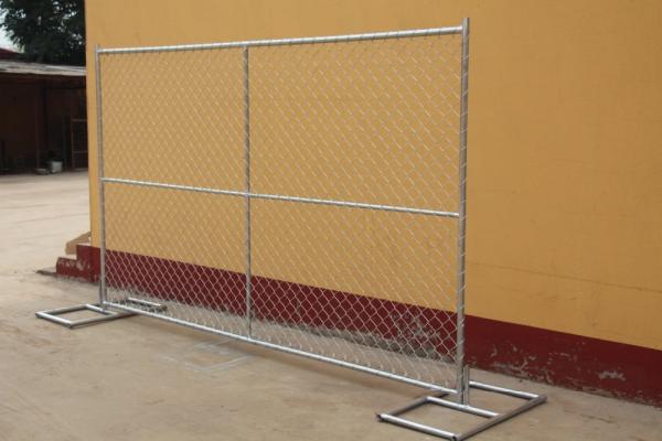 8'x10' constuction chain link mesh 2¼x2¼(57mmx57mm) diameter 11.5ga/2.75mm cross brace HDG 275 gram tubing 1¼32mm