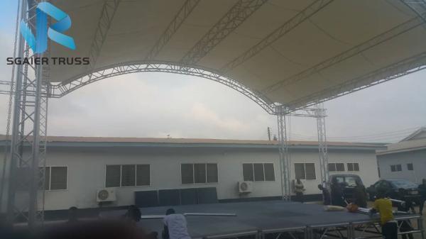 Outdoor Arch On Stage Lighting Truss , Display Decoration Aluminum Box Truss