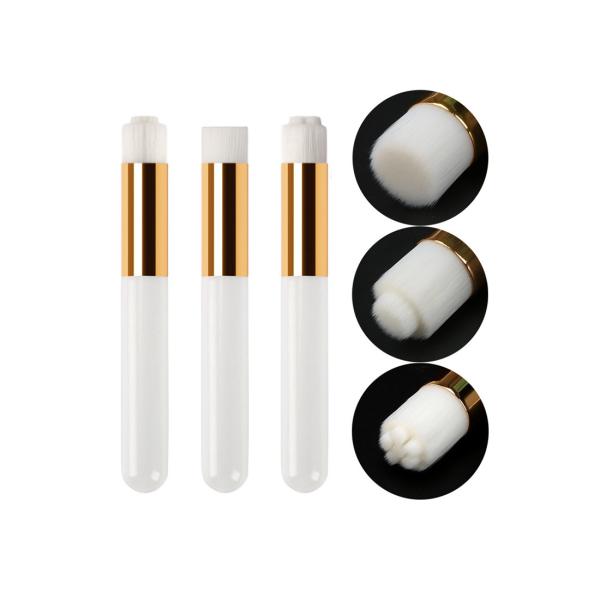 Белая ручка более чистой щетки макияжа ресницы угорь носа деревянная