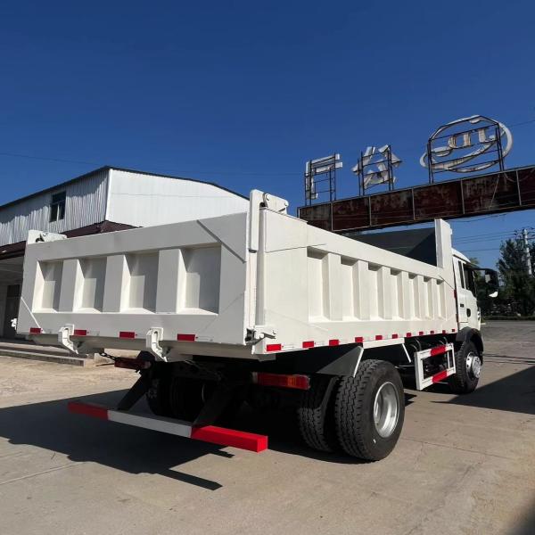 Used Dump Truck Howo T5G Sinotruk Howo 6x4 Tipper 10 Wheeler manual diesel