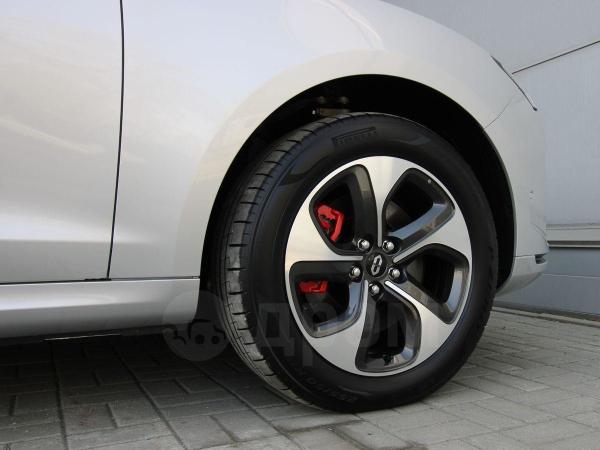 Aito M5 Mid Size 5 Seat SUV Four-Wheel Drive Performance Edition